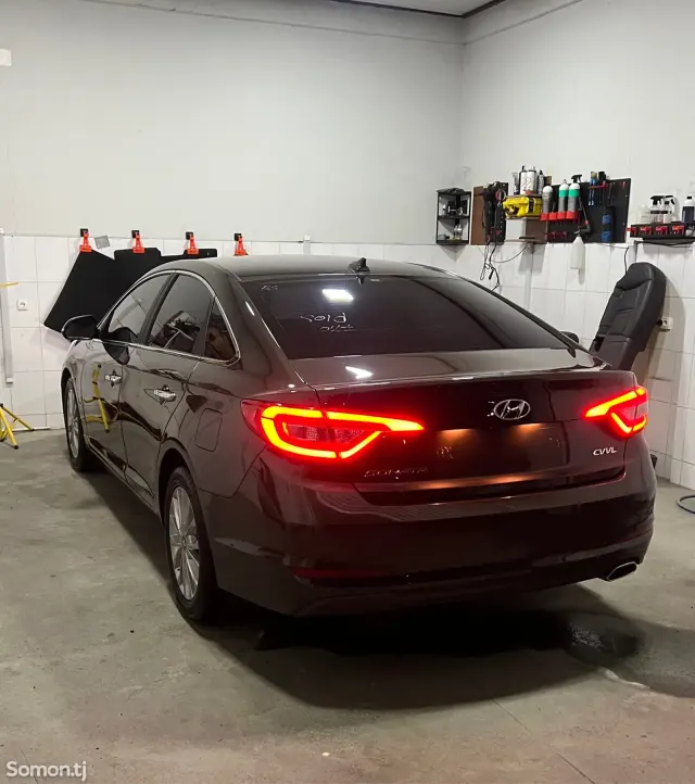 Hyundai Sonata 2014 · 2.0 AT