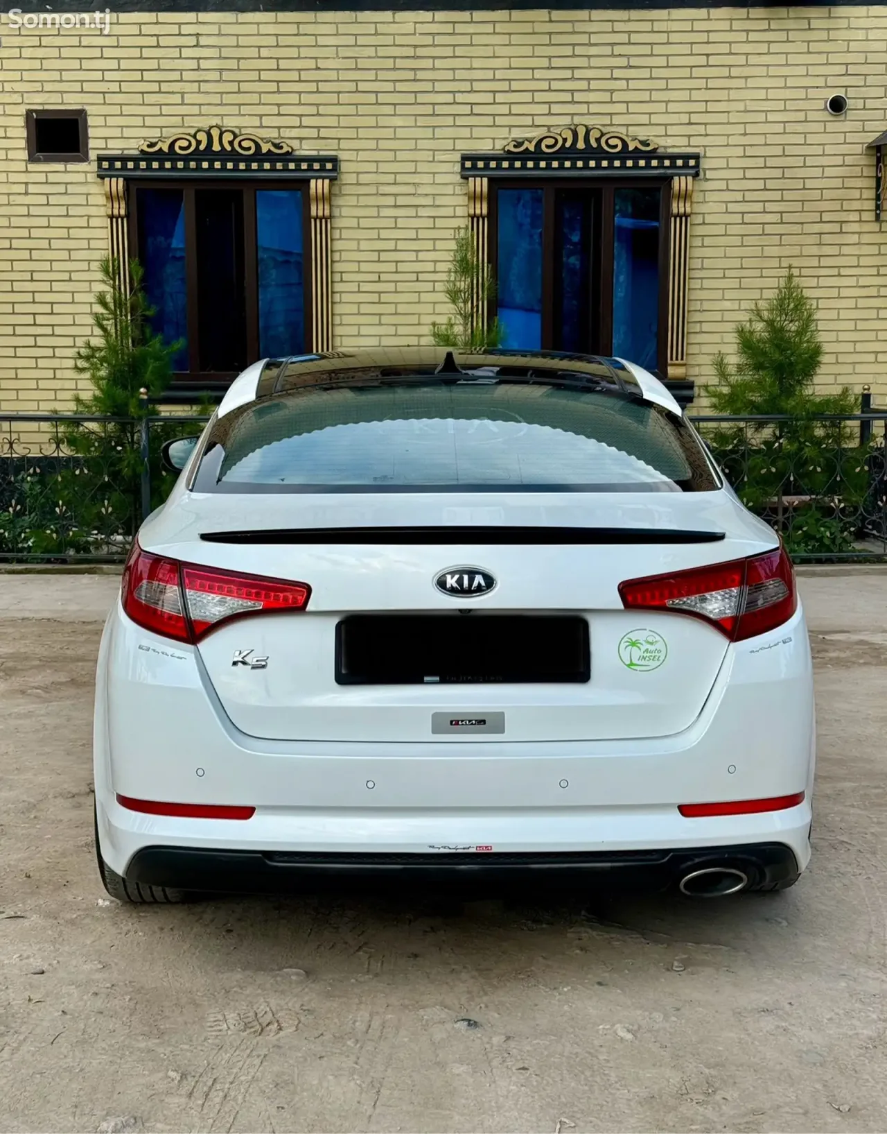 Kia K5 2011 · 2.2 AT