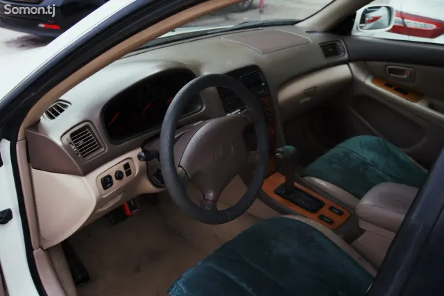 Lexus ES series 2000 · 3.0 AT
