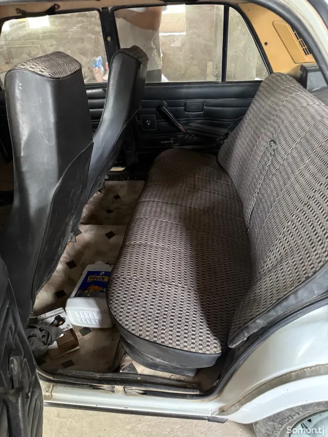 Lada (ВАЗ) 2107 1999 · MT