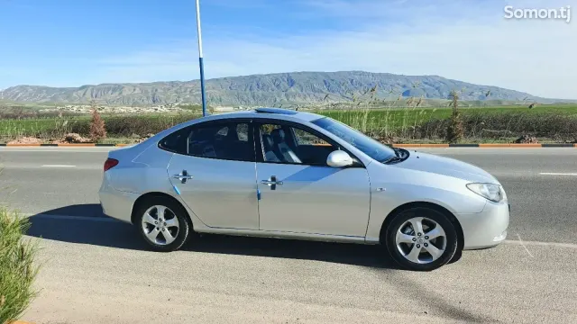 Hyundai Avante 2007 · 1.6 AT