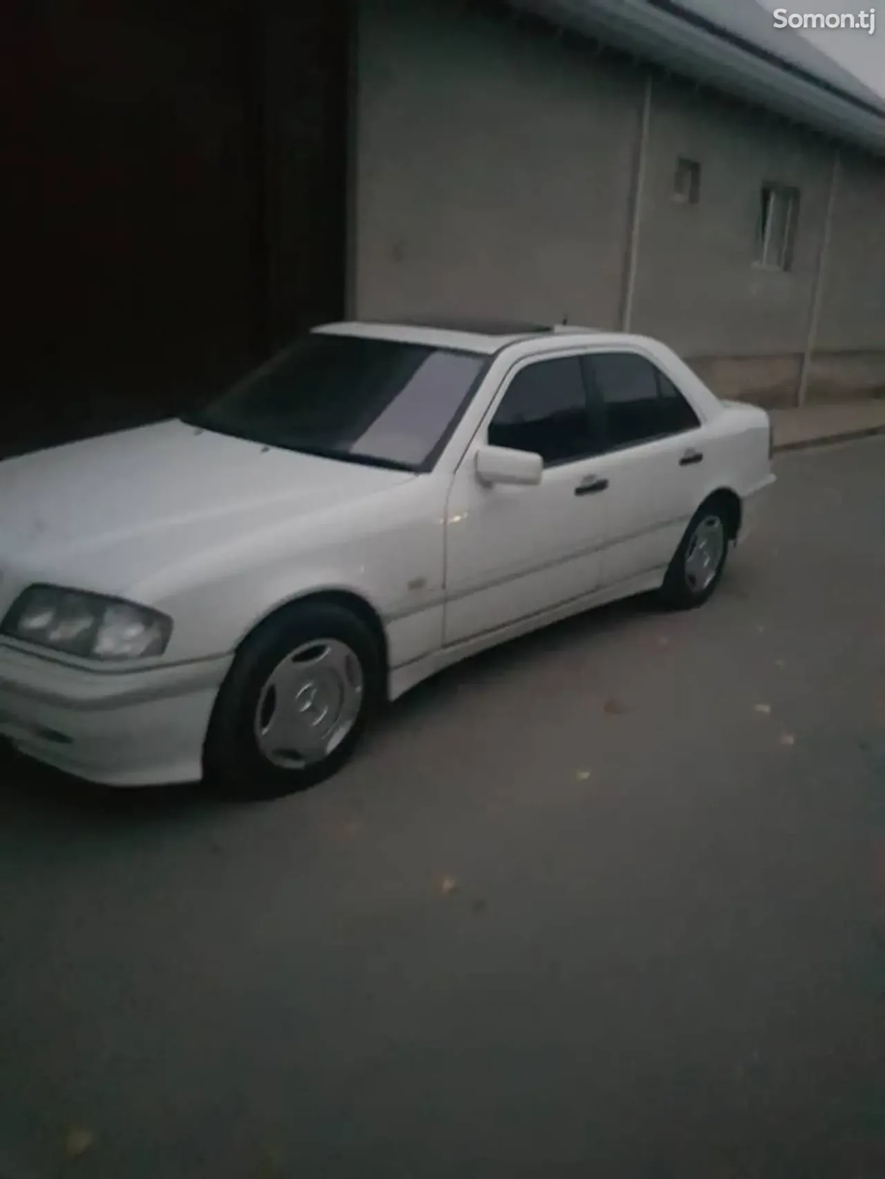 Mercedes-Benz C class 1998 · 2.6 AT