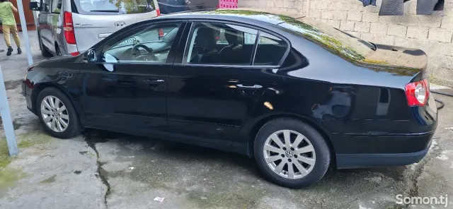 Volkswagen Passat 2008 · 2.0 AT