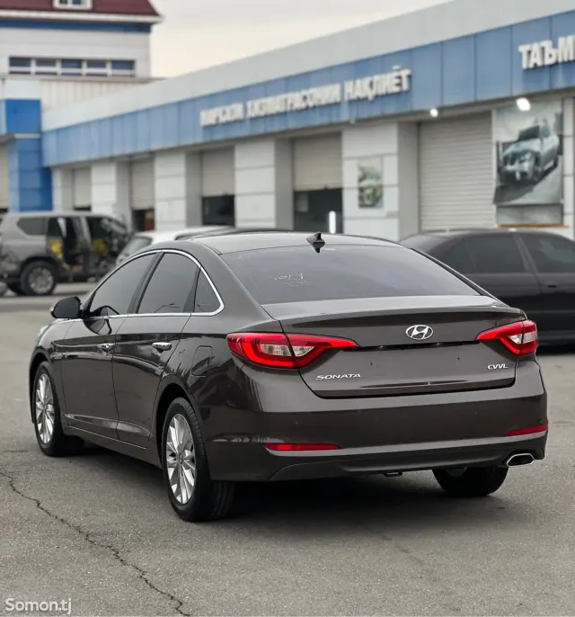 Hyundai Sonata 2014 · 2.0 AT
