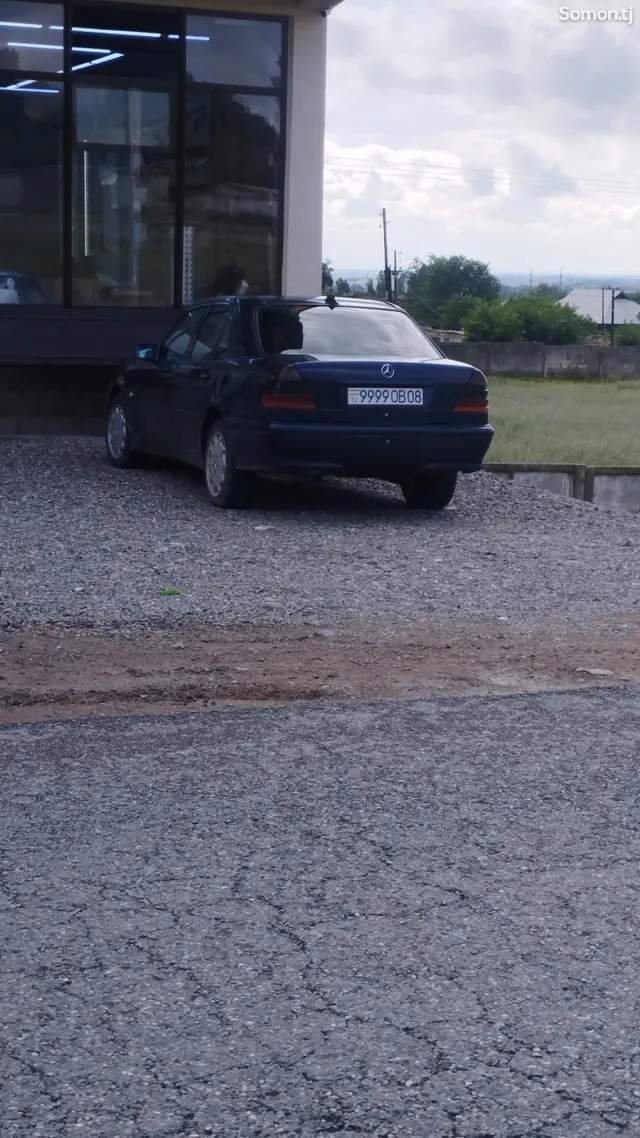 Mercedes-Benz C class 1999 · 1.8 MT