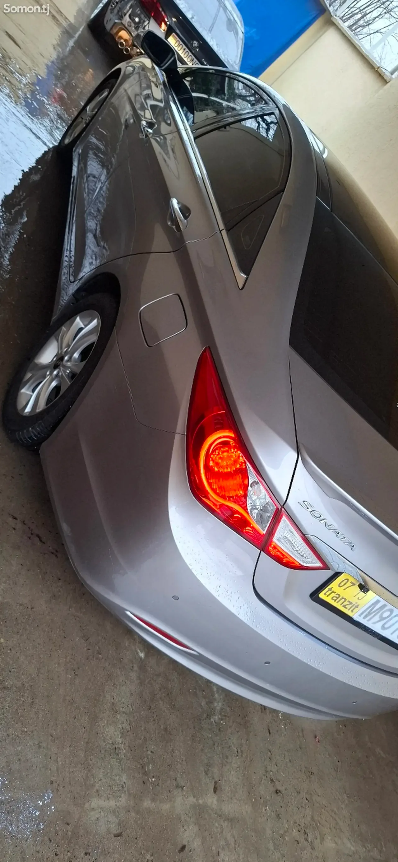 Hyundai Sonata 2010 · 2.0 AT