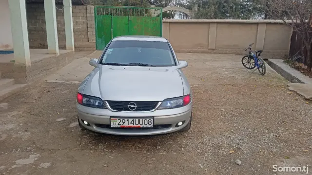 Opel Vectra B 2000 · 1.8 MT