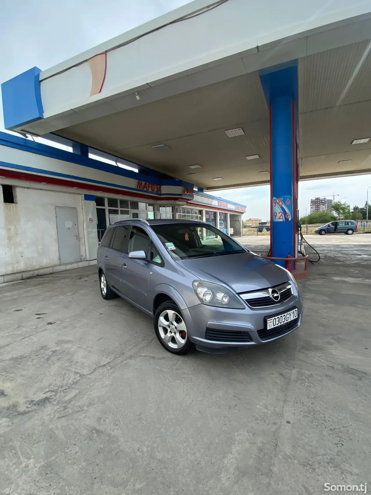 Opel Zafira 2006 · 1.8 MT