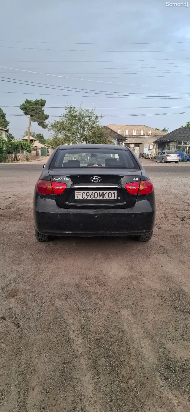 Hyundai Avante 2009 · 1.6 AT