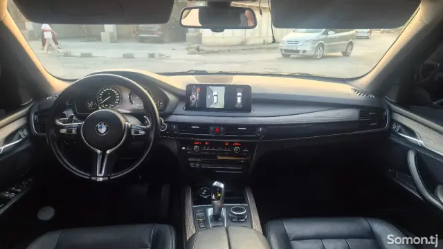 BMW X5 2015 · 3.0 AT