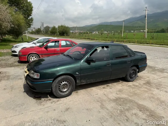 Opel Vectra A 1995 · 1.6 MT