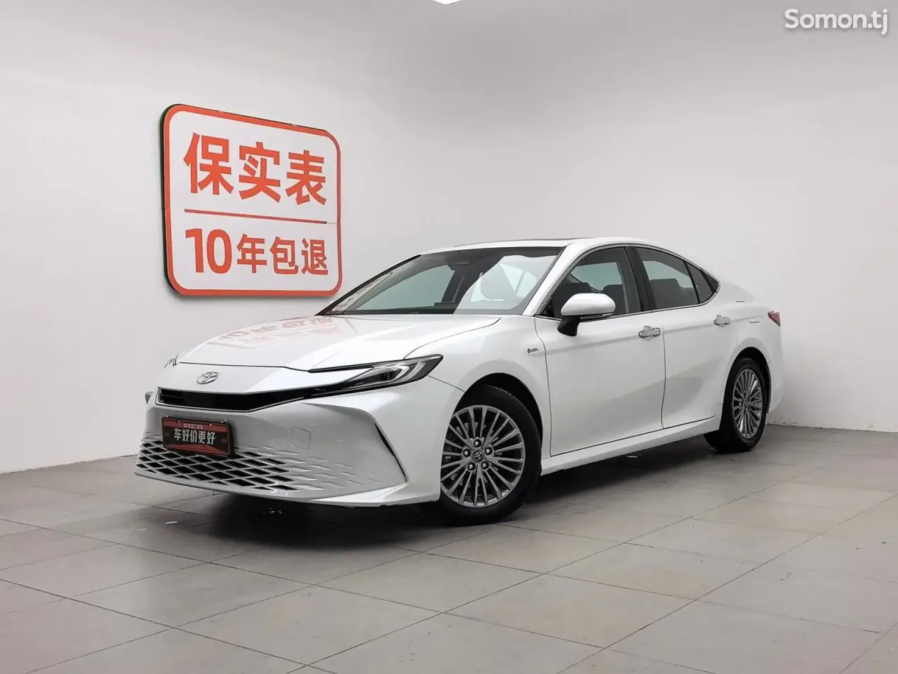 Toyota Camry 2025 · 2.0 AT