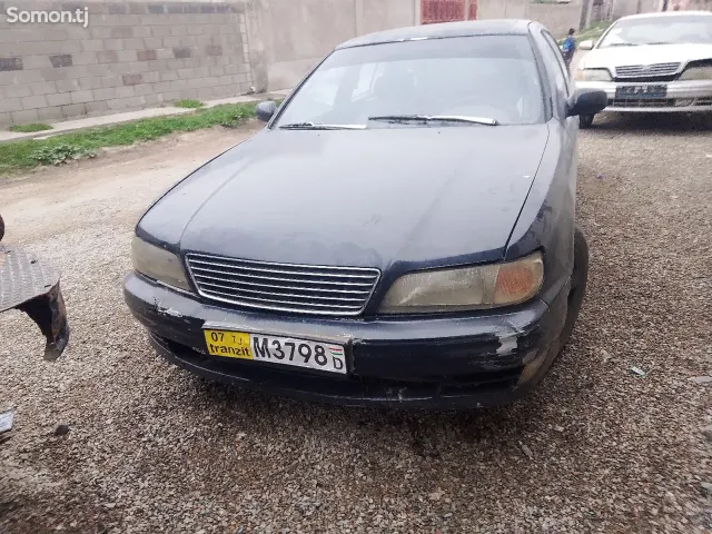 Nissan Maxima 1996 · 2.0 AT