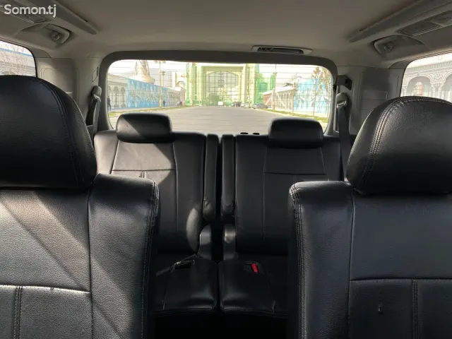 Toyota Vellfire 2011 · 2.4 CVT