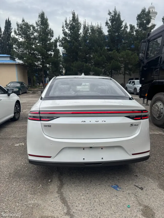 GAC Aion S Plus 2026 · AT