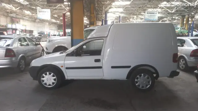 Opel Combo 2000 · 1.7 MT