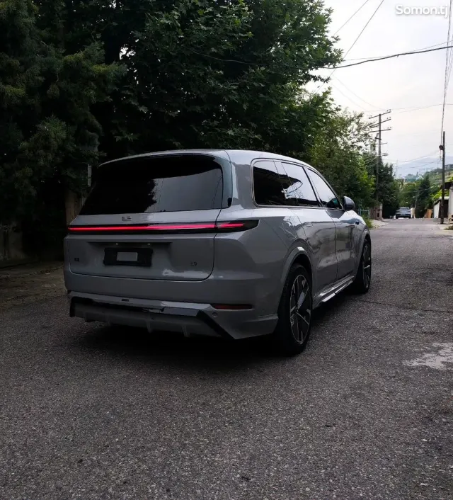 Li Auto (Lixiang) L9 2026 · 1.5 AT