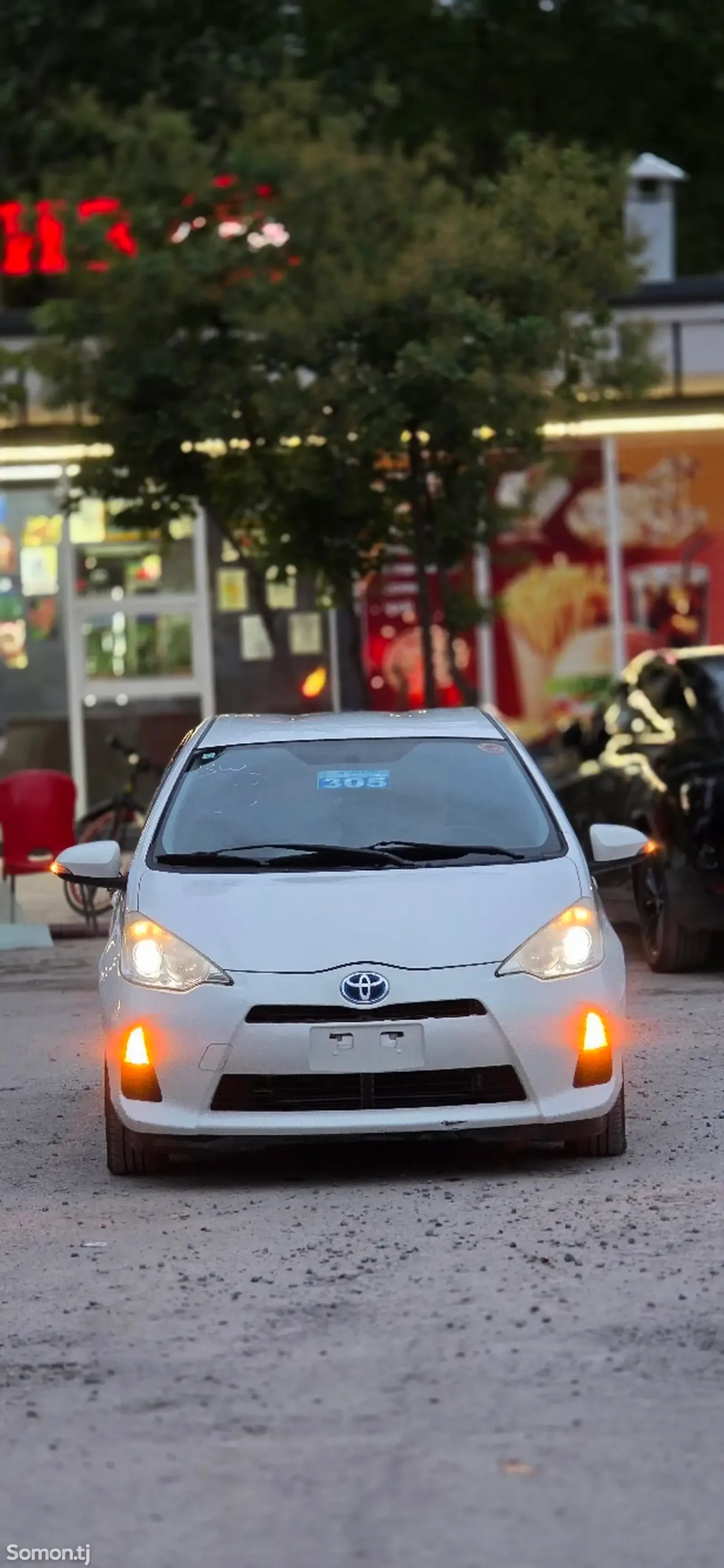 Toyota Aqua 2014 · 1.5 AT