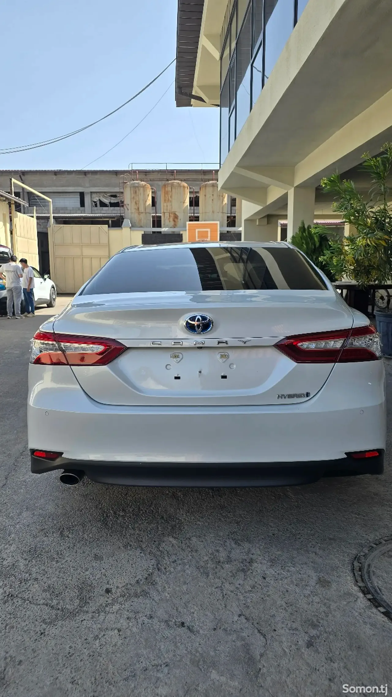 Toyota Camry 2018 · 2.5 AT