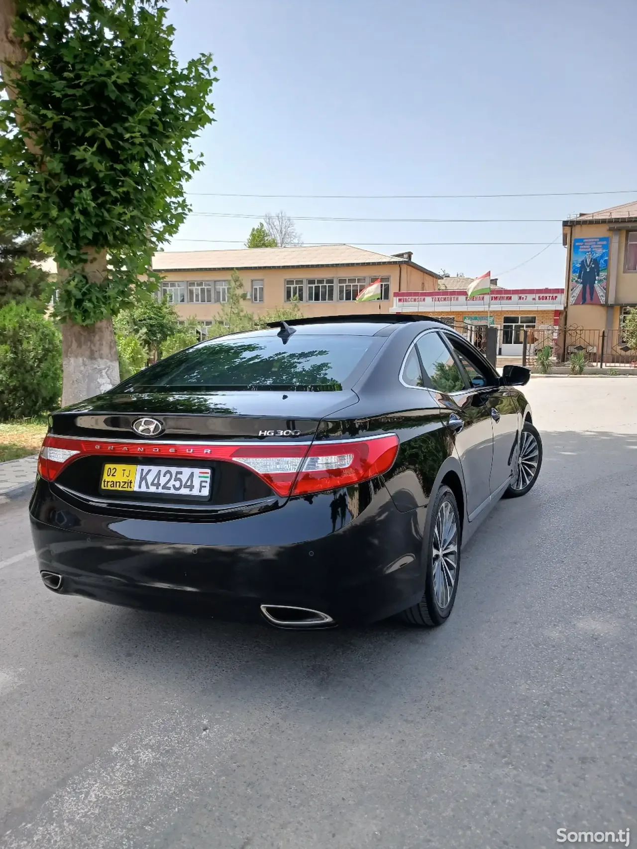 Hyundai Grandeur 2014 · 3.0 AT