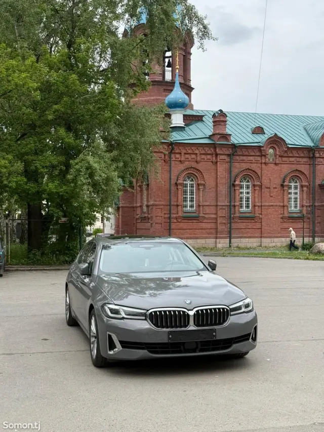 BMW 5 series 2020 · 2.0 AT