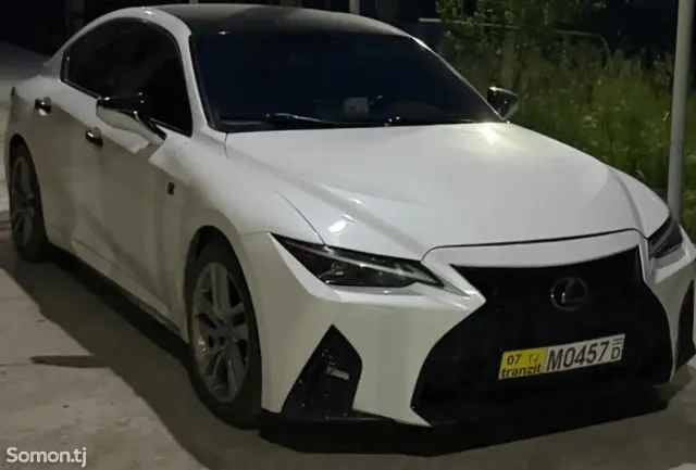 Lexus IS series 2021 · 2.0 AT