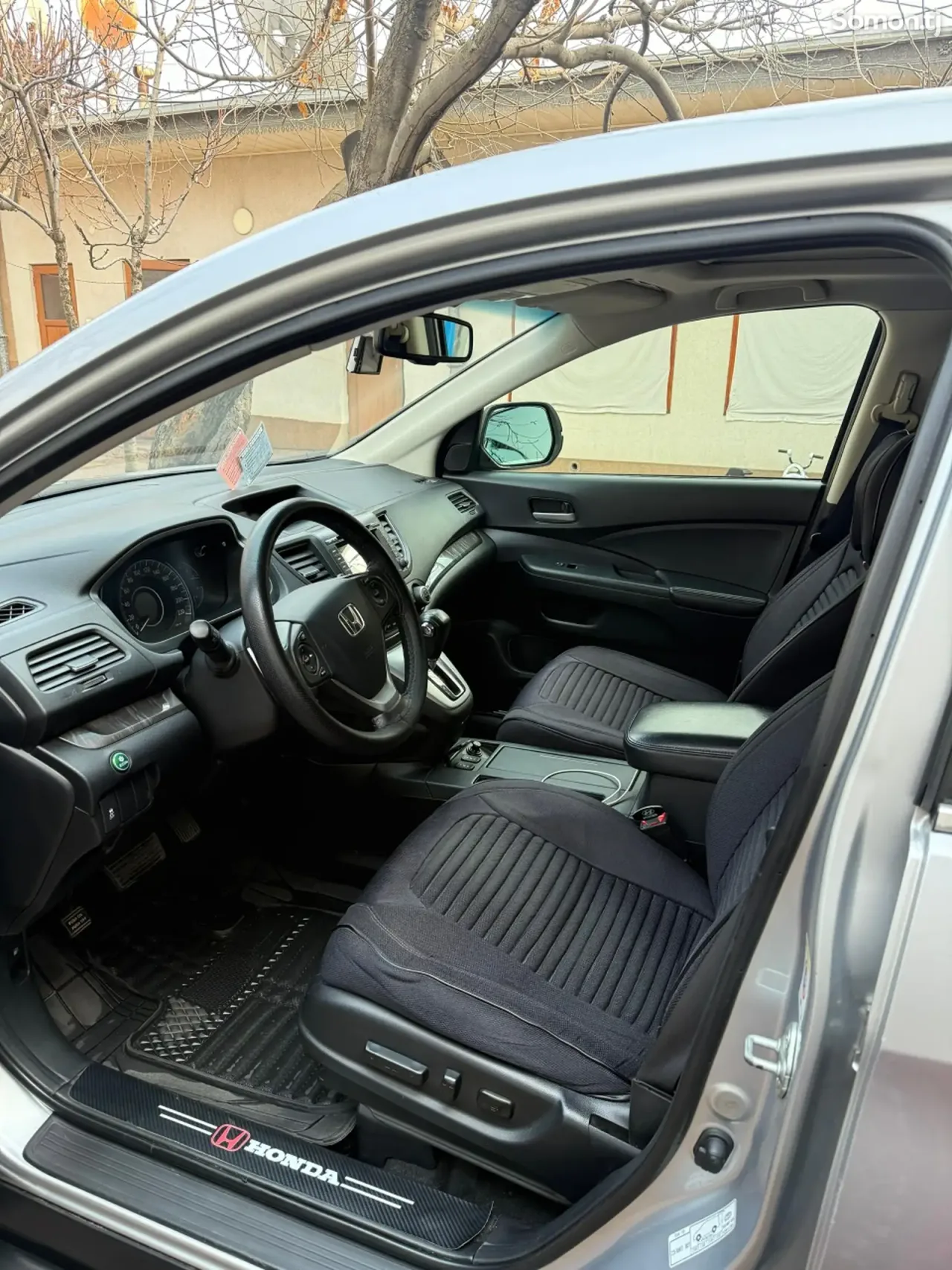Honda CR-V 2012 · 2.4 AT