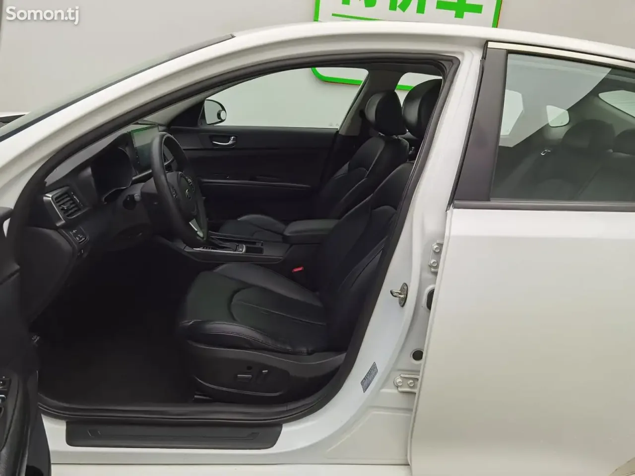 Kia K5 2017 · 2.0 AT