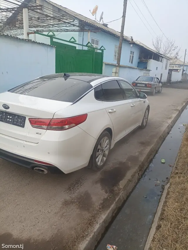 Kia Optima 2016 · 2.4 AT