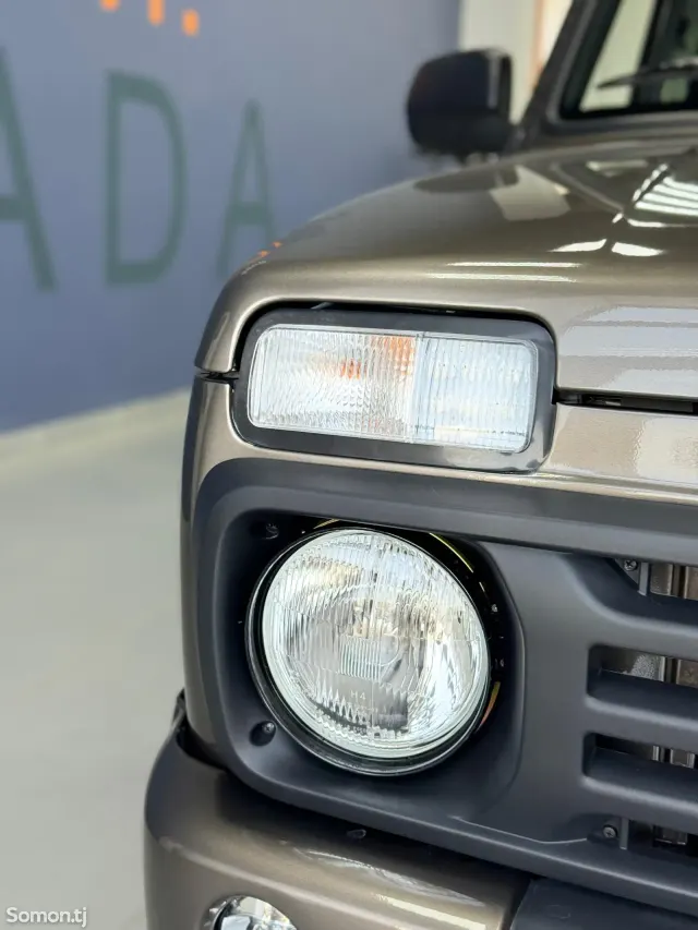Lada (ВАЗ) Нива 2025 · 1.7 MT