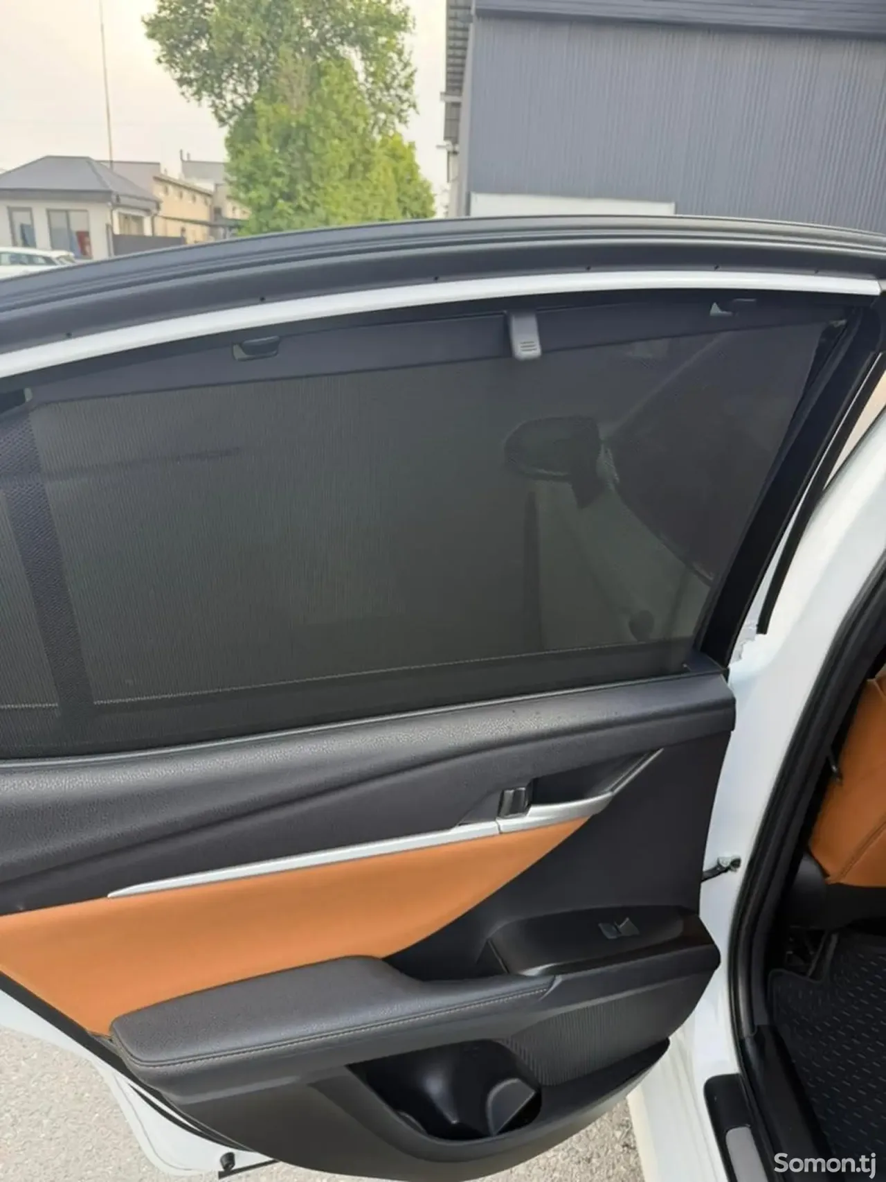 Toyota Camry 2025 · 2.5 AT