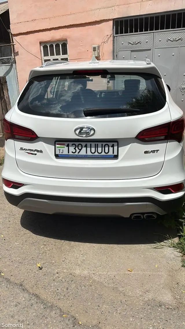 Hyundai Santa Fe 2016 · 2.0 AT