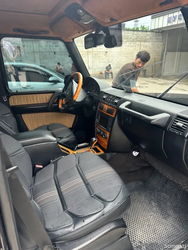 Mercedes-Benz G class 2009 · 5.5 AT