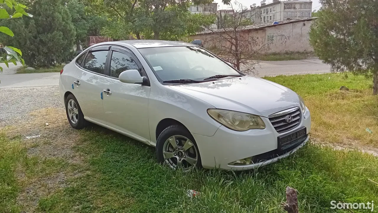 Hyundai Avante 2008 · 1.6 AT