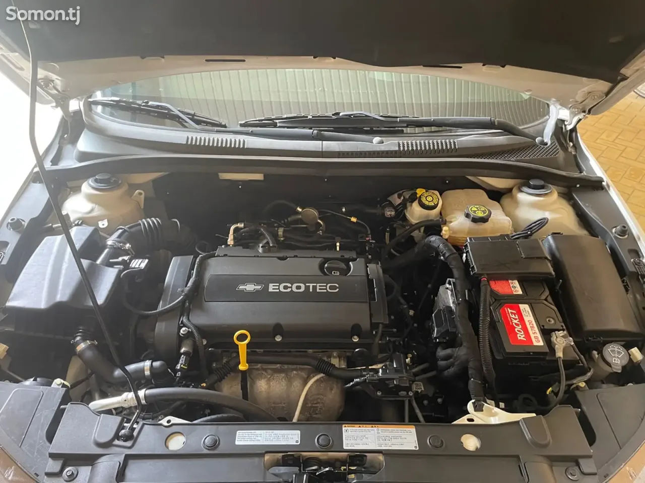Chevrolet Cruze 2016 · 1.8 AT