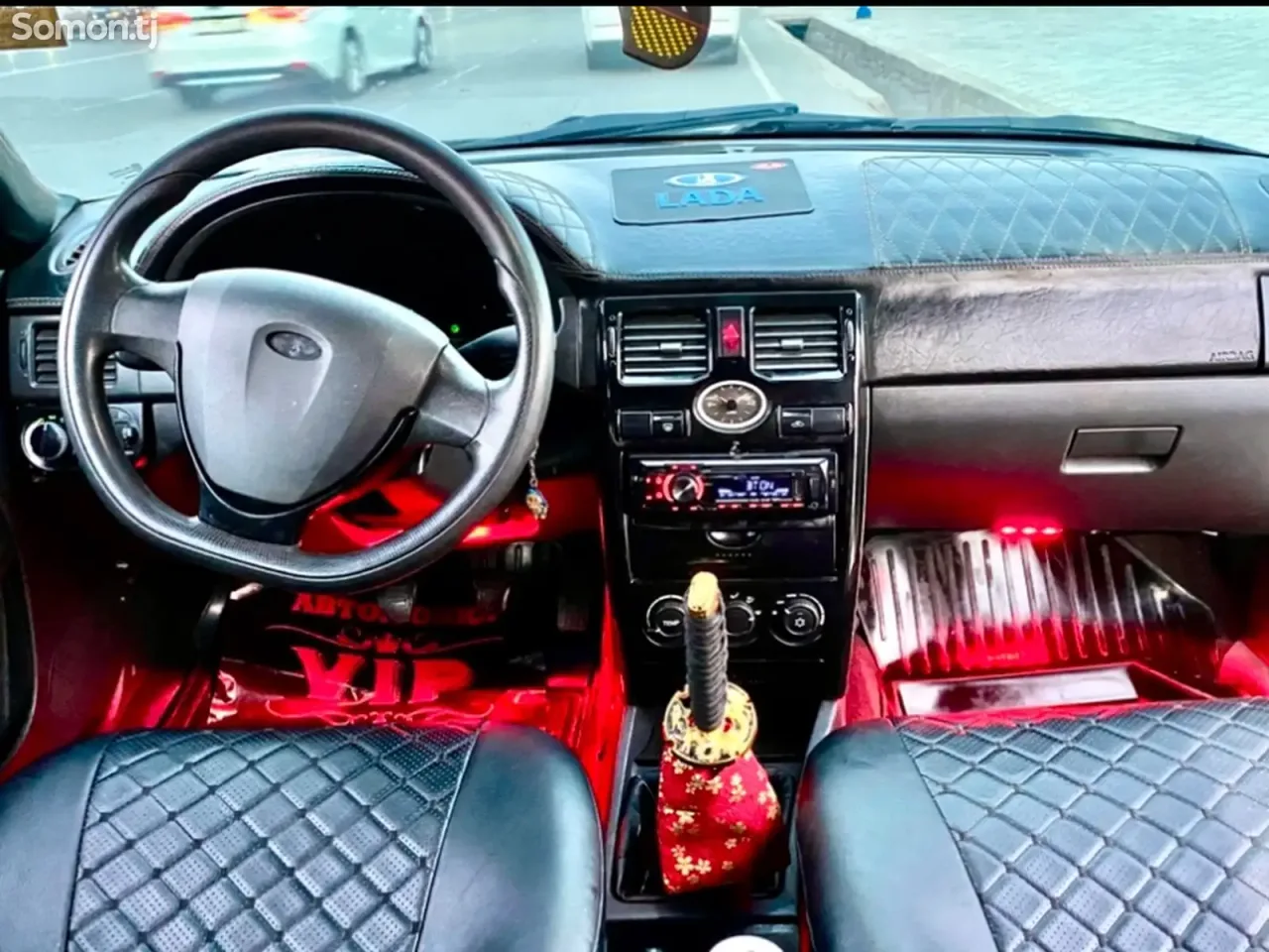 Lada (ВАЗ) Priora 2013 · 1.6 MT