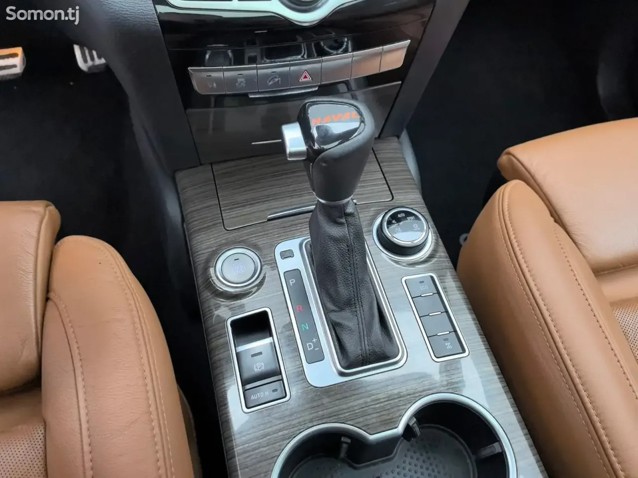 Haval H8 2015 · 2.0 AT