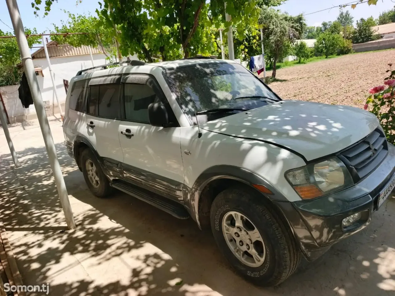 Mitsubishi Montero 2002 · 3.0 AT