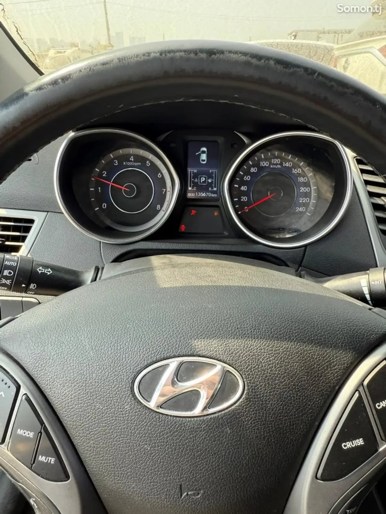 Hyundai Avante 2014 · 1.6 AT
