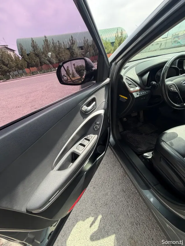Hyundai Santa Fe 2016 · 2.0 AT