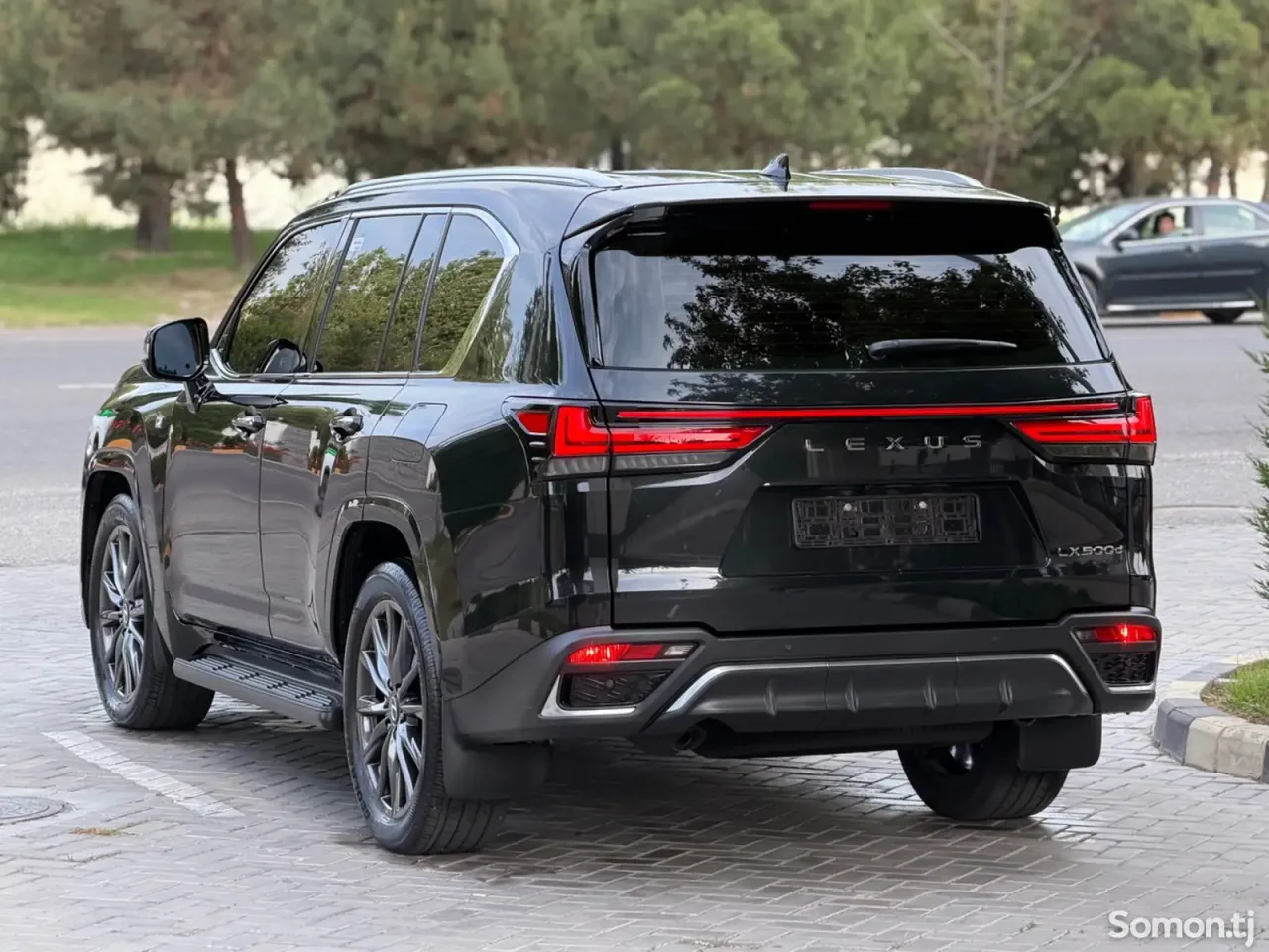 Lexus LX series 2025 · 3.3 AT