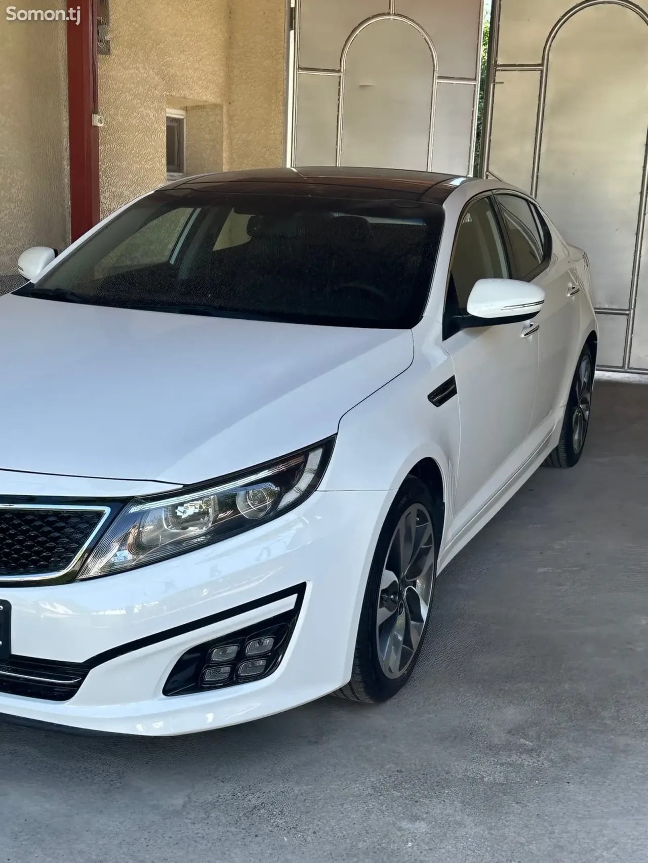 Kia K5 2015 · 2.0 AT