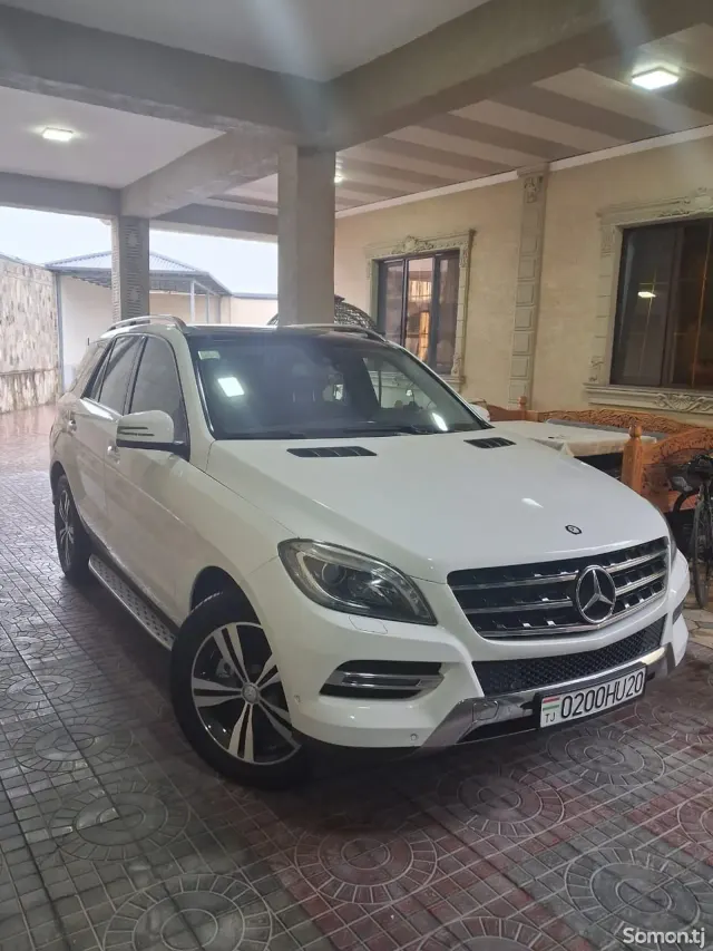 Mercedes-Benz ML class 2015 · 3.5 AT