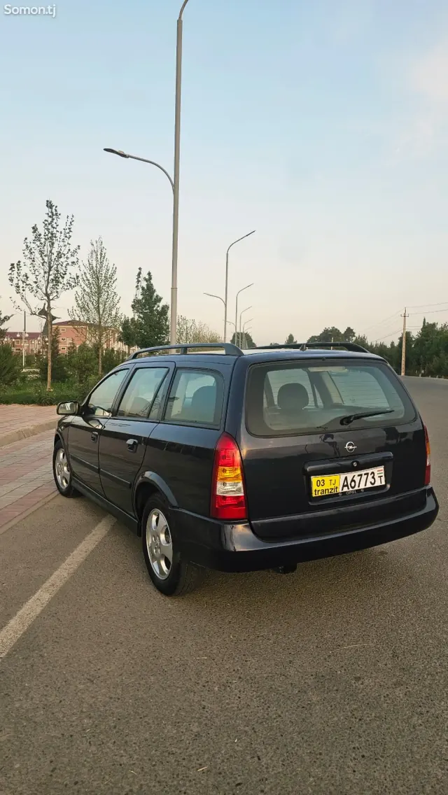 Opel Astra G 2000 · 1.6 MT