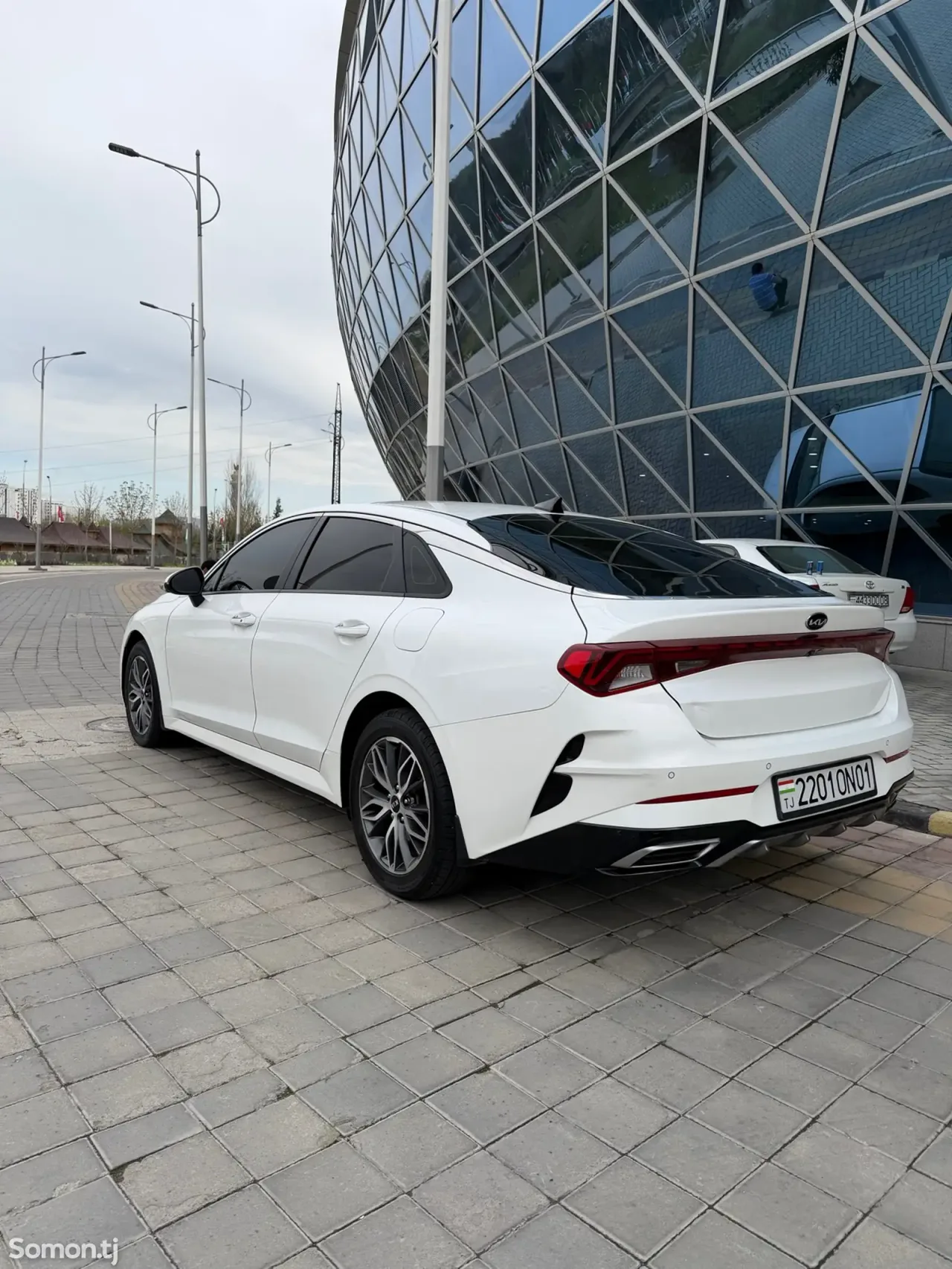 Kia K5 2021 · 2.5 AT