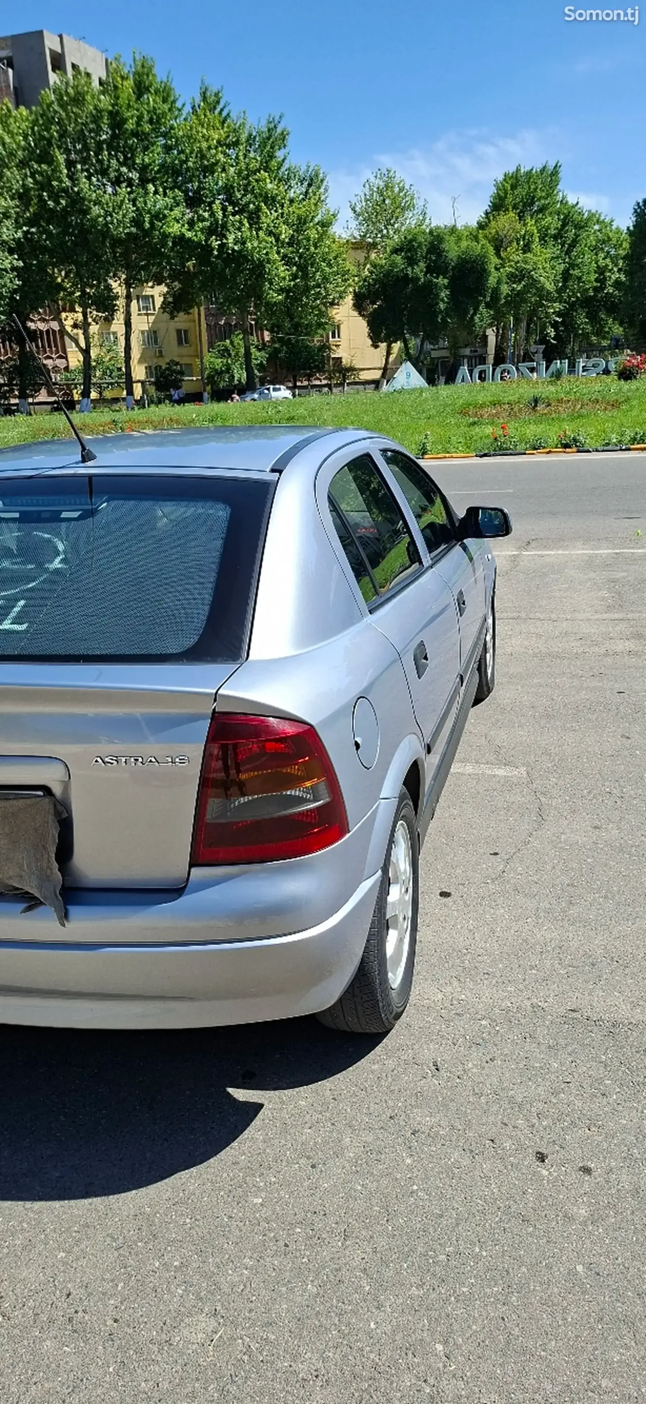 Opel Astra G 2001 · 1.6 MT