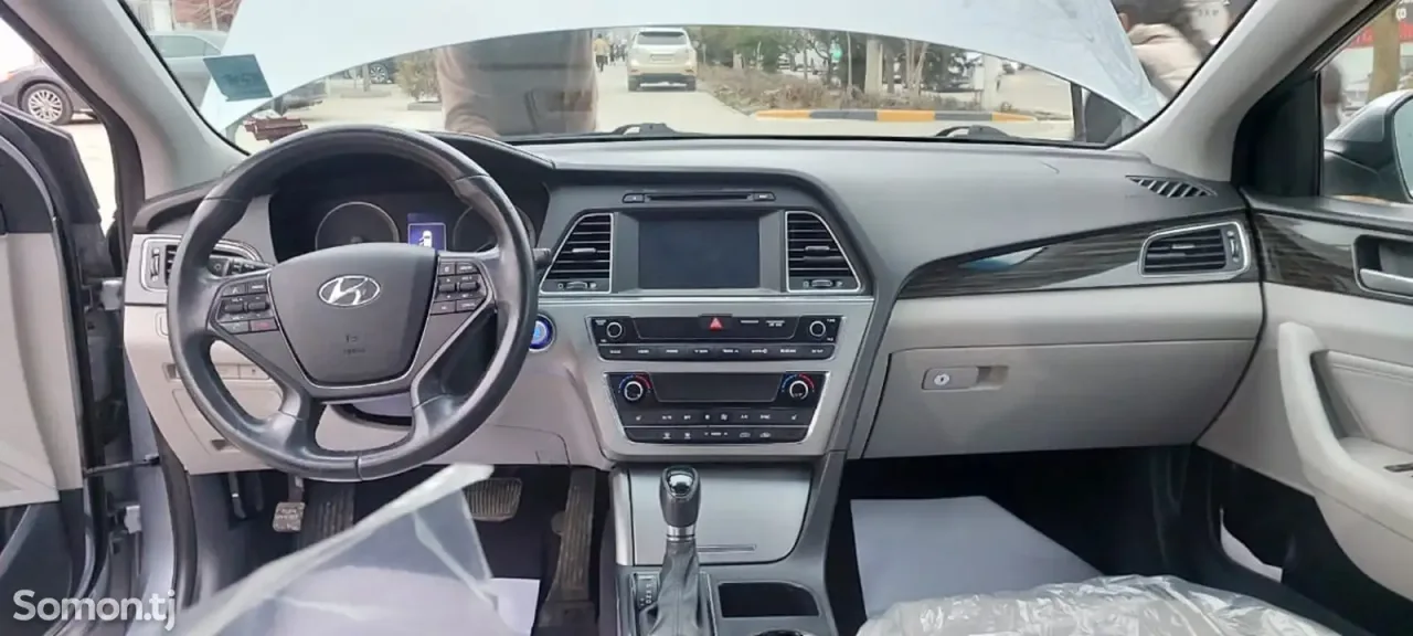 Hyundai Avanta Touring 2016 · 2.4 AT