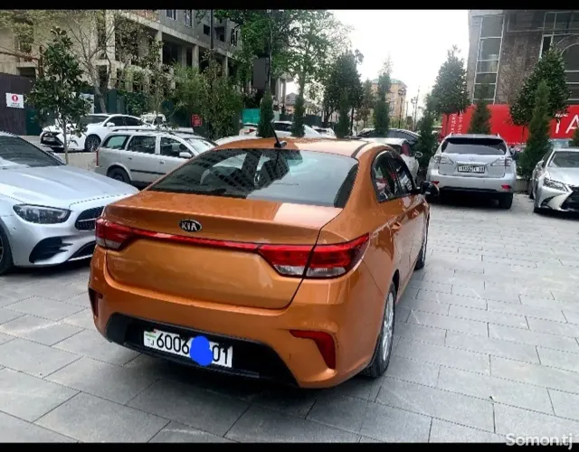 Kia Rio 2019 · 1.4 AT
