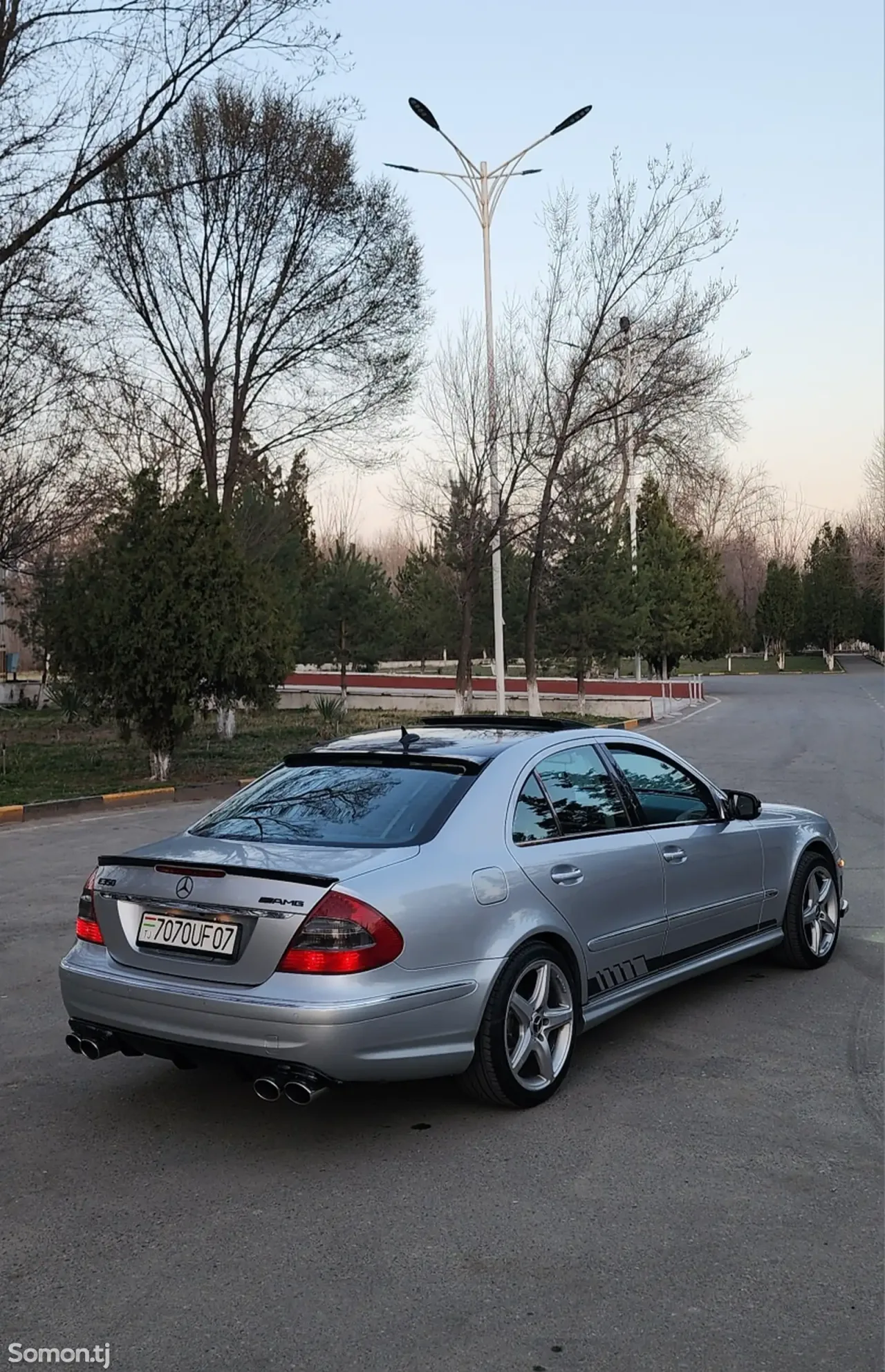 Mercedes-Benz E class 2007 · 3.5 AT