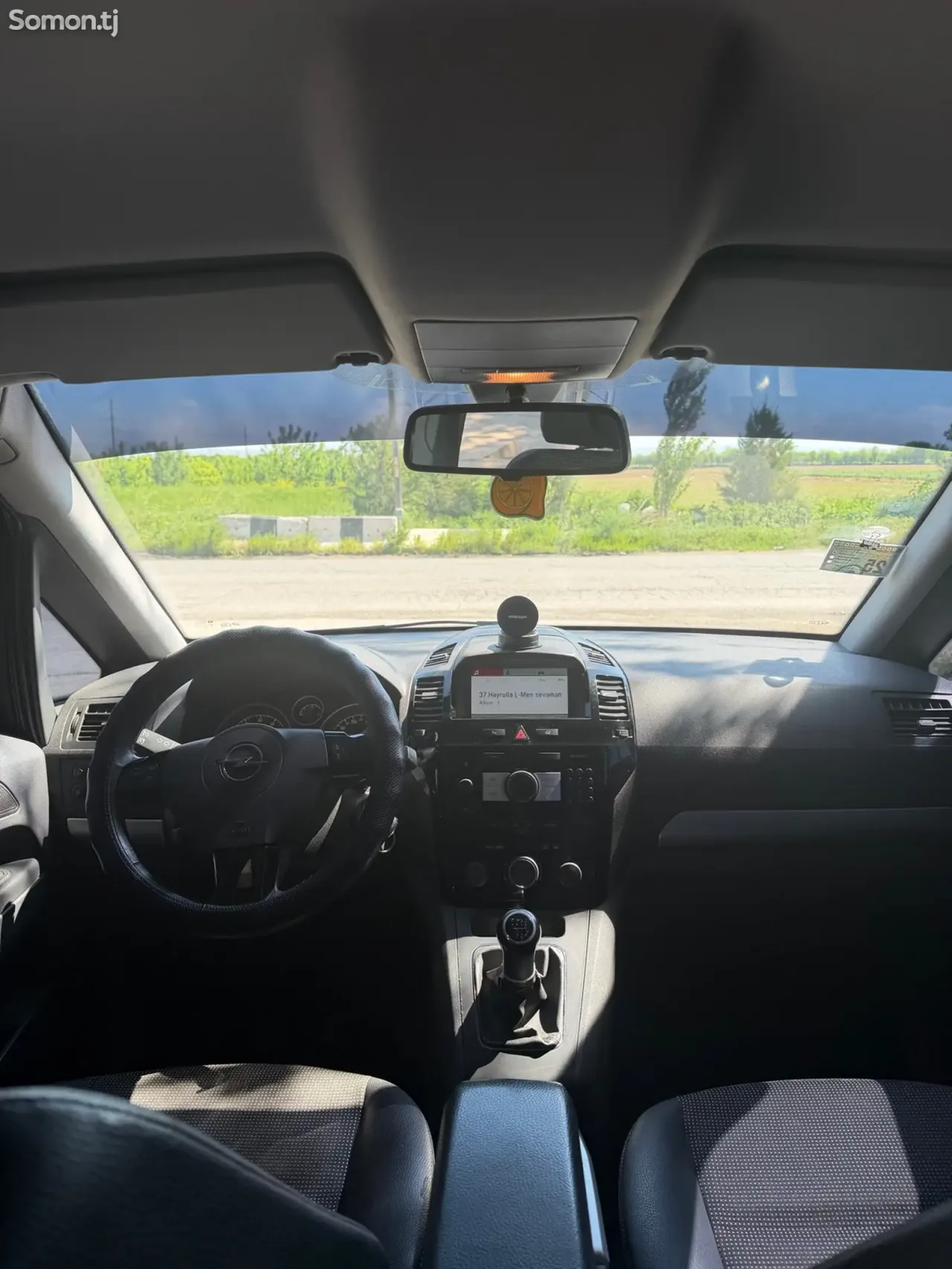 Opel Zafira 2010 · 1.8 MT